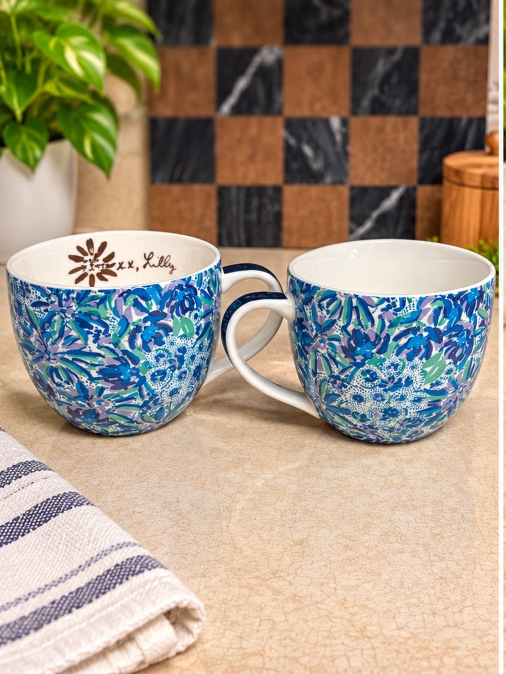 Set of 2 Lilly Pulitzer Blue Green Floral Ceramic Coffee Mugs Cups